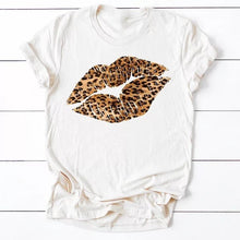 Load image into Gallery viewer, Leopard Print Lips Tee/Matching Belt
